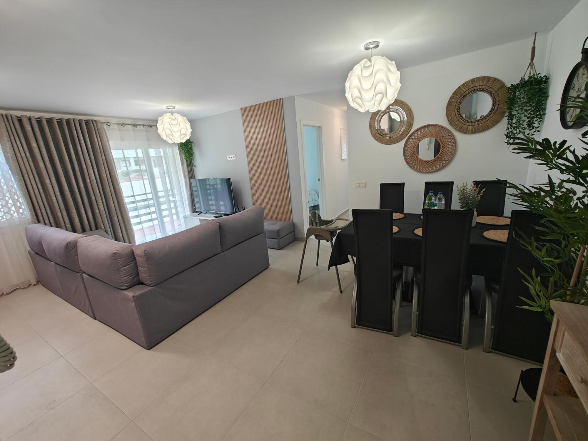 Sun Apartment - 3 Bedrooms, Priv Parking, Pool, Ac, Tv Channels, Fibre Net Los Cristianos (Tenerife) Exterior foto