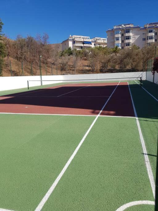 Sun Apartment - 3 Bedrooms, Priv Parking, Pool, Ac, Tv Channels, Fibre Net Los Cristianos (Tenerife) Exterior foto